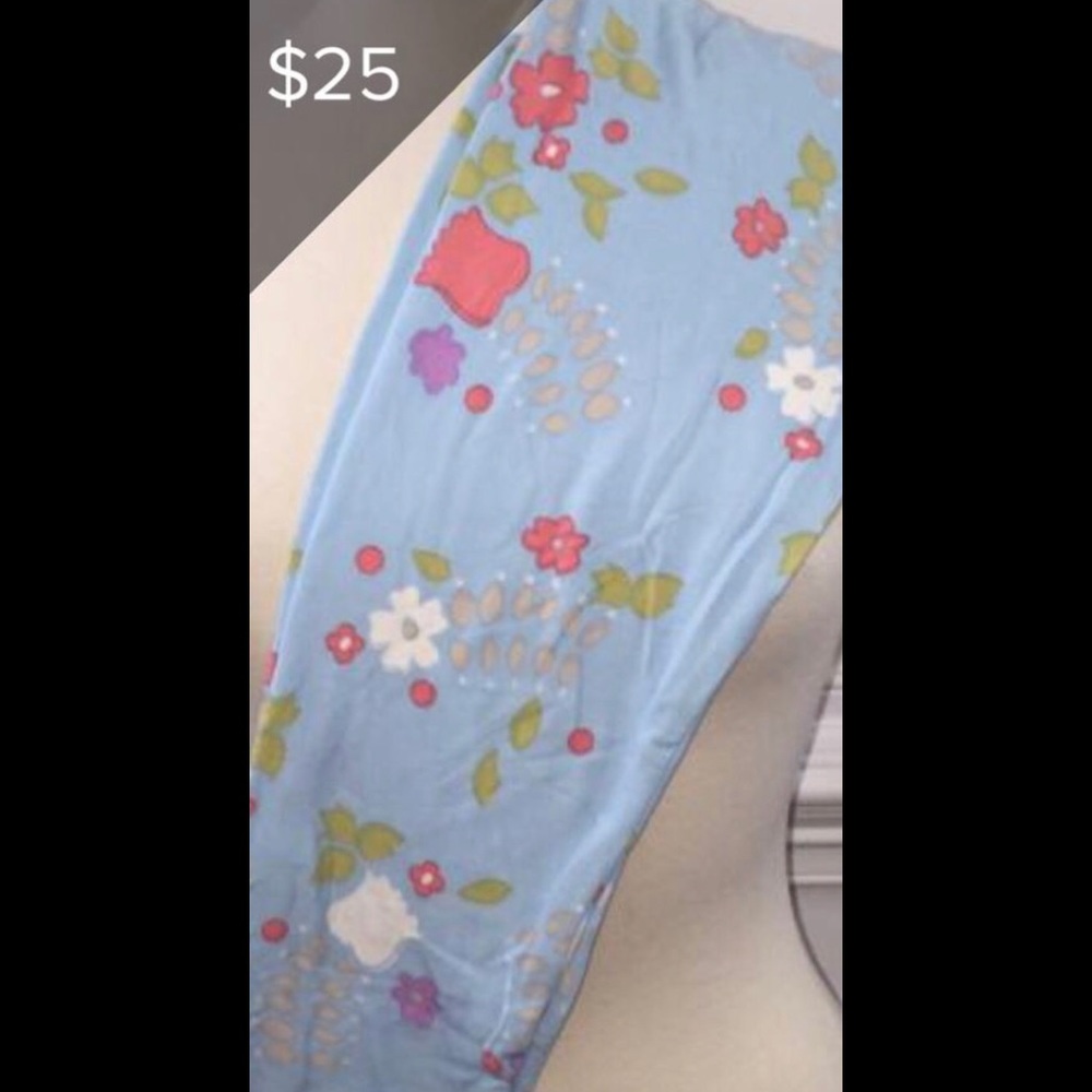 NWT os LULAROE LEGGINGS